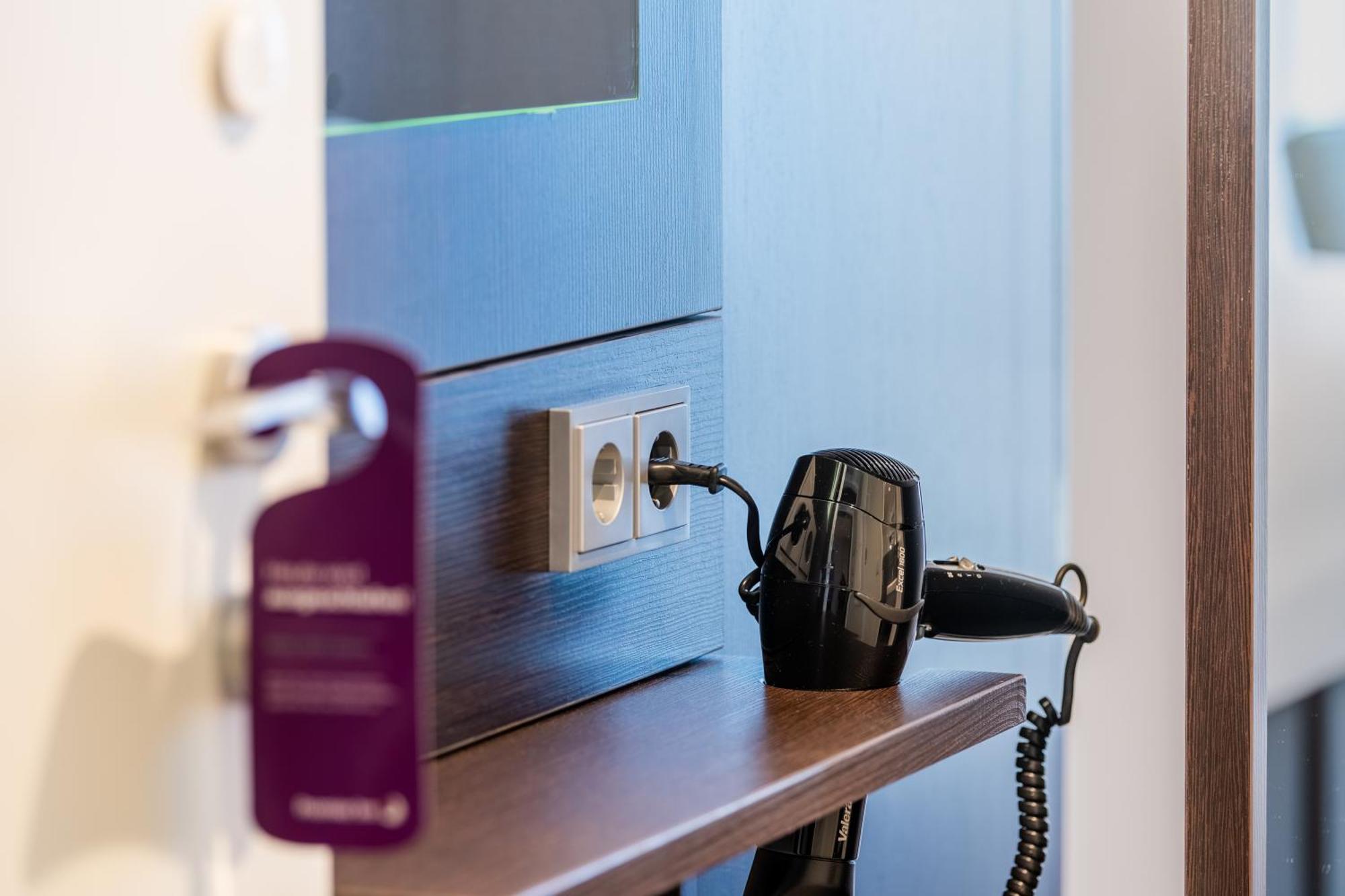 Premier Inn Muenchen Airport Sued Hallbergmoos Buitenkant foto